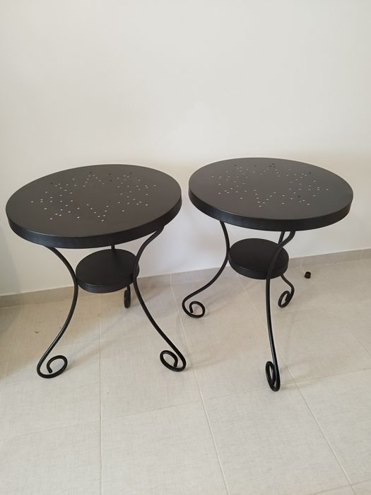 Mesa de apoio/cabeceira IKEA