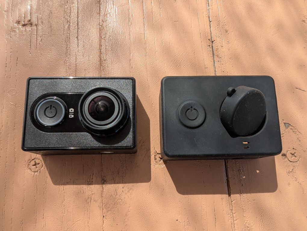 Продам xiaomi yi action camera