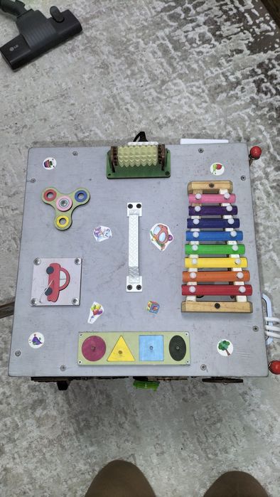 Продам бізікуб 40*40