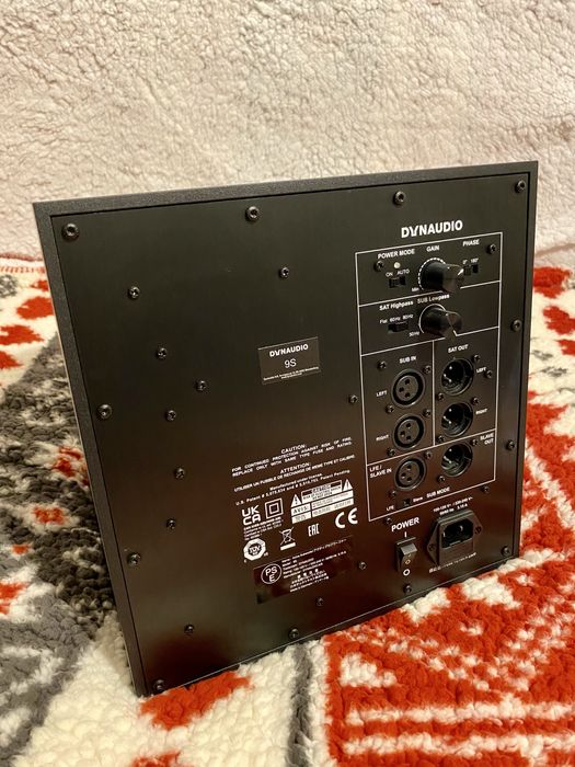 Dynaudio 9S kable 22 hz 300W subwoofer aktywny pełny komplet stan bdb