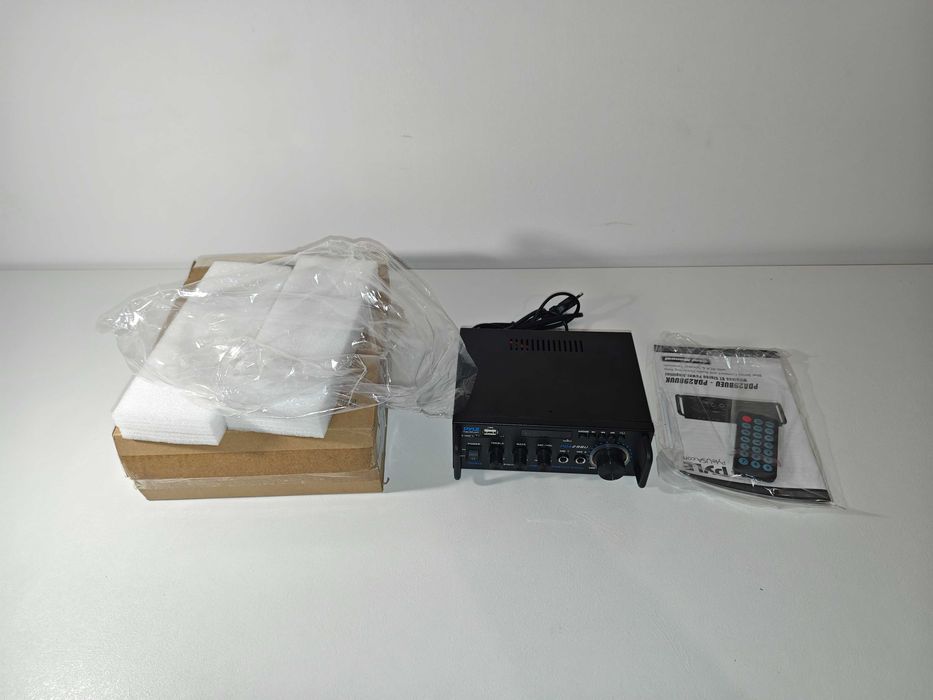 Wzmacniacz Pyle 2x100W