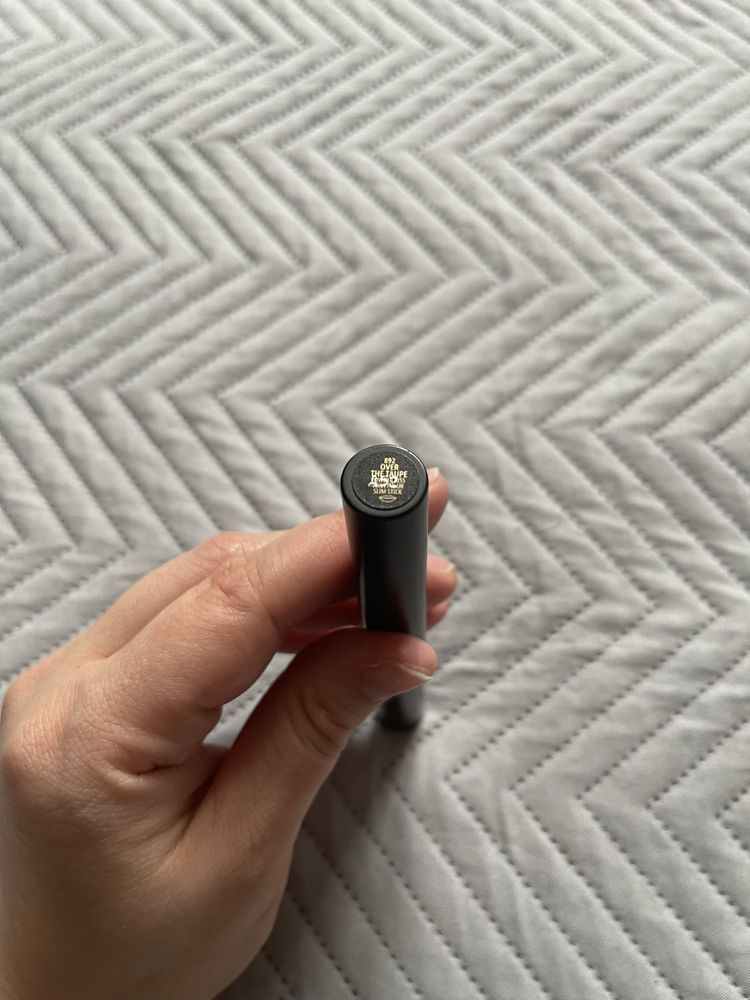 MAC matowa pomadka do ust 892 Over The Taupe Slim Stick