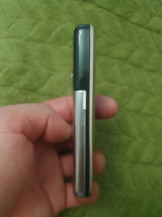 Продам Nokia 6300