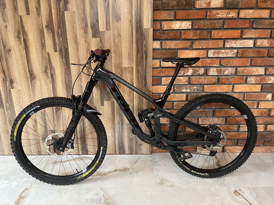 Trek Slash 9.8 XT 2022 Carbon M