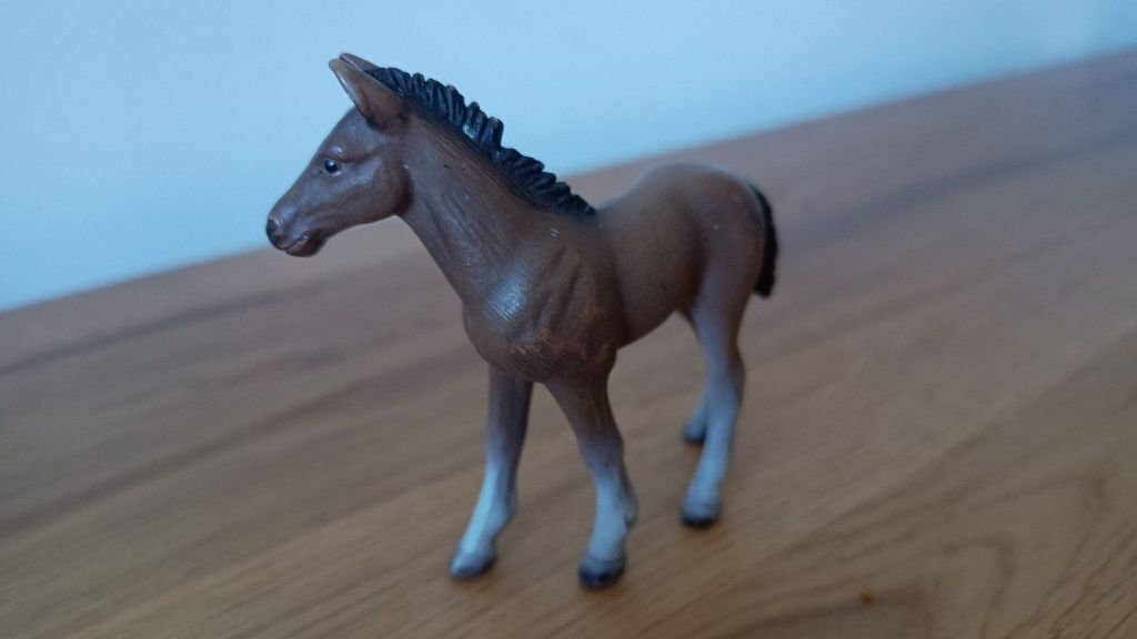 Schleich źrebak figurka