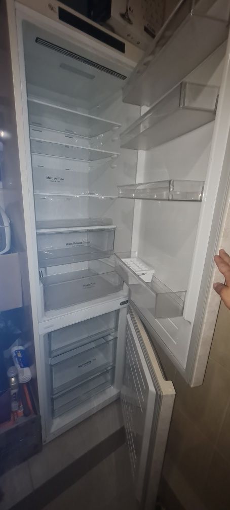 Двокамерний холодильник LG GC-B459SECL