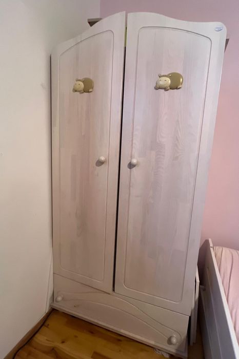 Szafa oraz łóżeczko Drewex Hippo