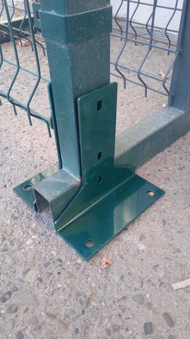 Анкерна опора для стовпів