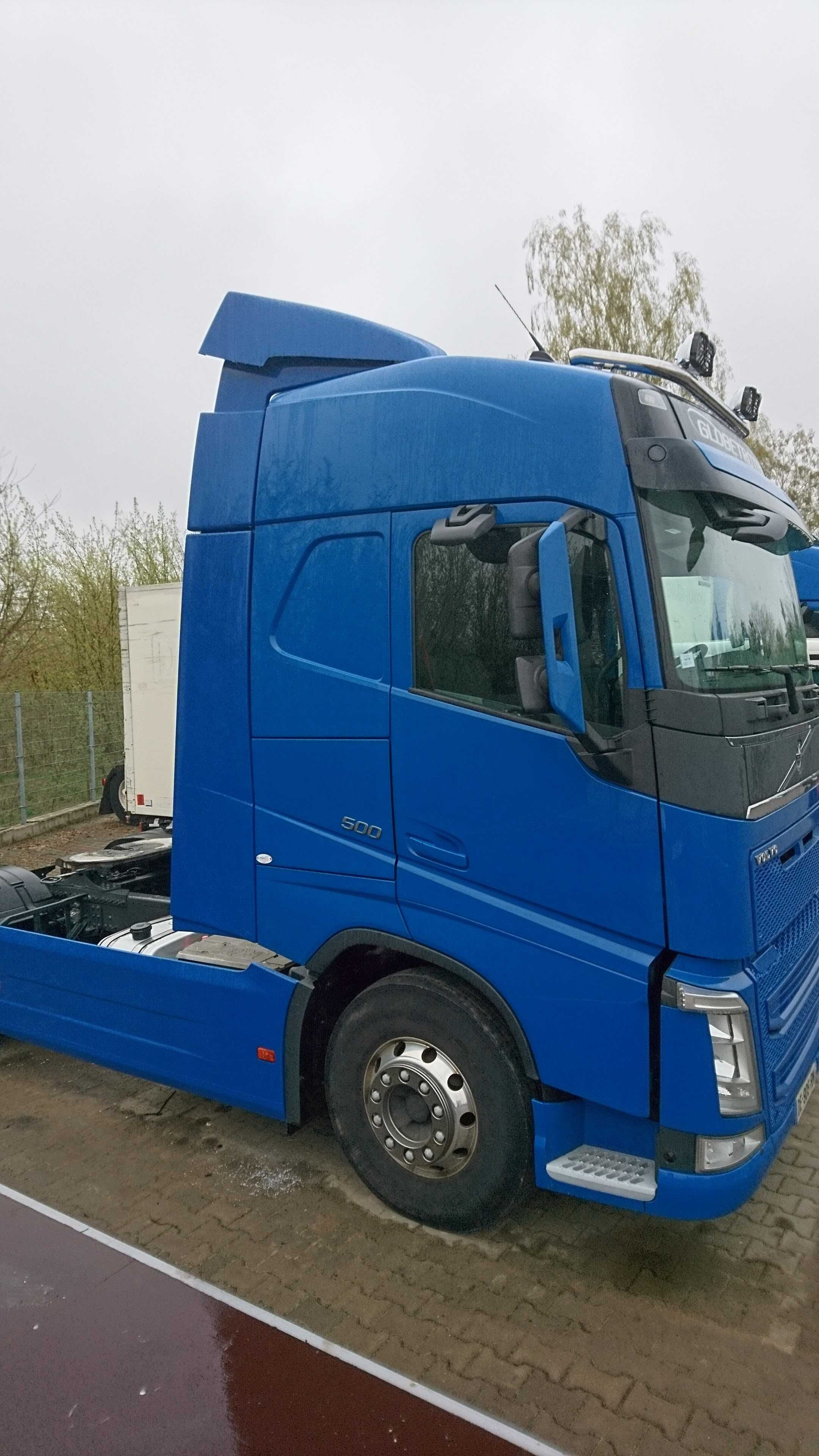 Osłony - spojlery międzyosiowe VOLVO FH4 / FH5