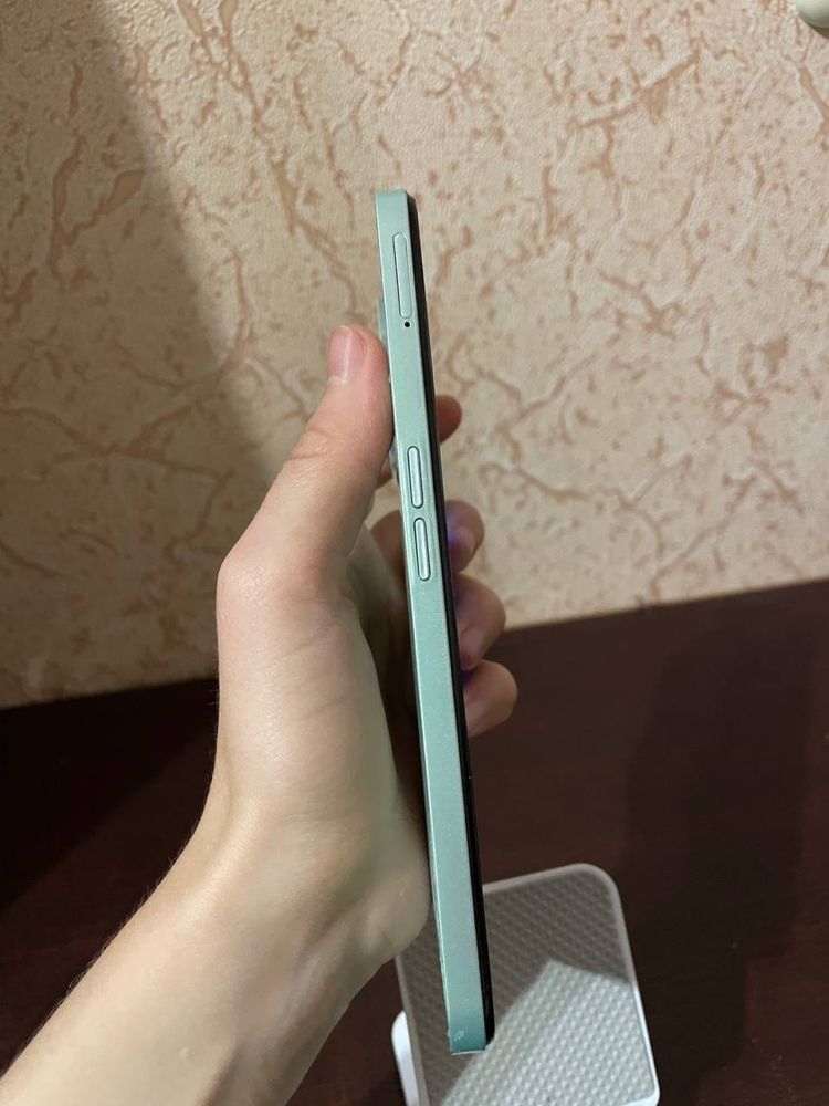Realme C35 с коробкой + бампер в подарок