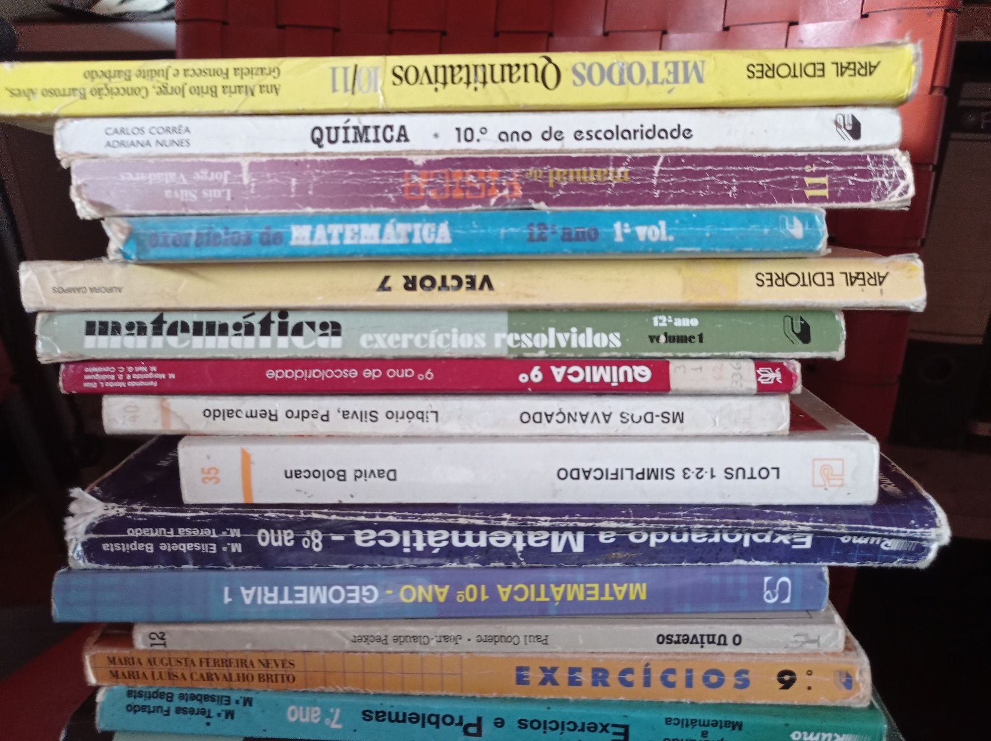 Livros escolares