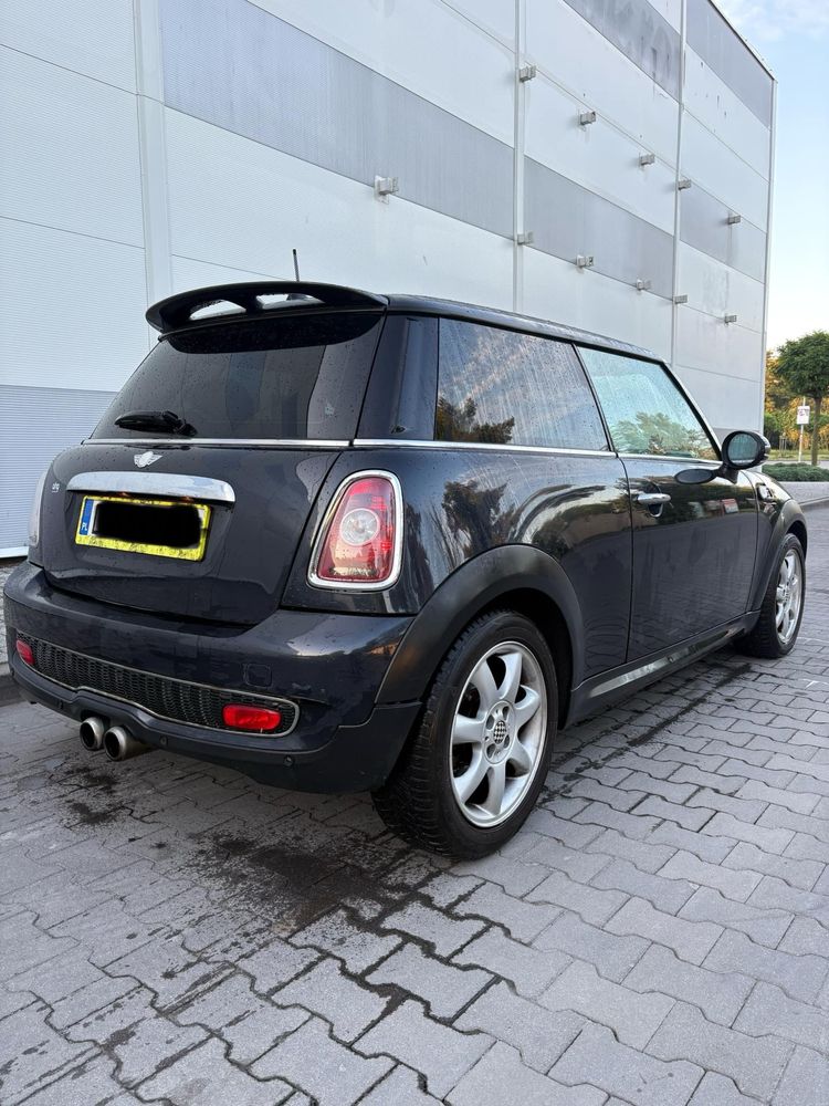 Mini Cooper S r56 2007 rok produkcji 180 KM czarny z dodatkami