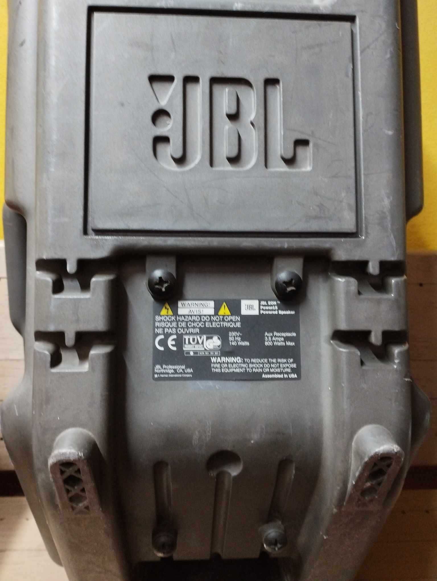 Coluna amplificada JBL