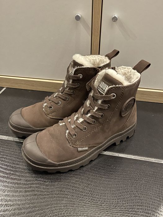 Botas Palladium com pelo