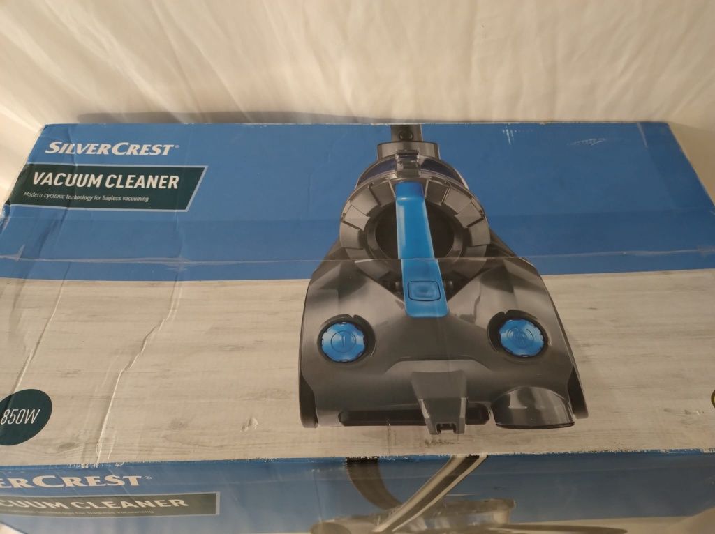 Bezworkowy odkurzacz podłogowy 850W SilverCrest
