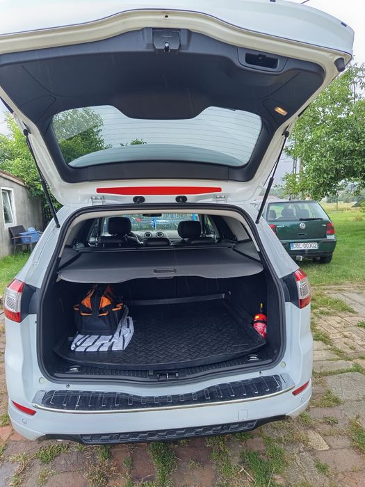 Mondeo Ford  w bardzo dobrym stanie