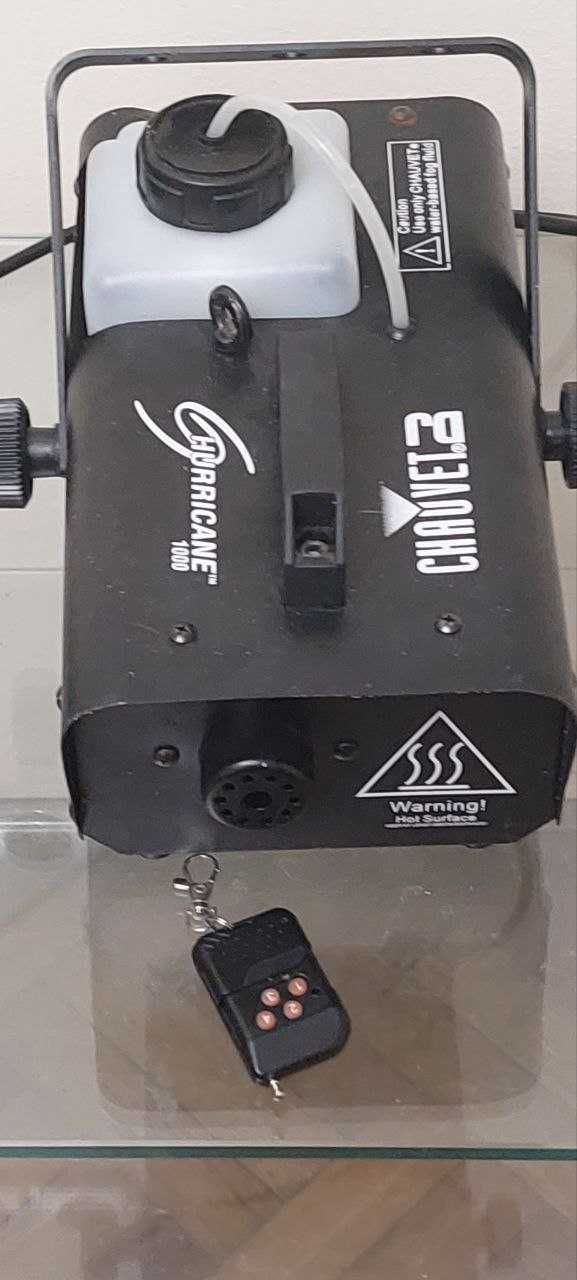 Дым машина CHAUVET 220vh1000 и жидкость для дыма
•