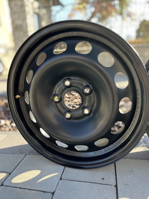 Диски vw,skoda,seat 6,5j r16 et50 як нові!