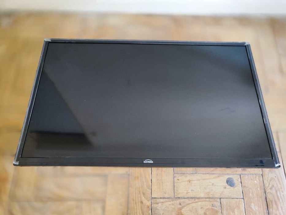 TV Electronia (3901/2)