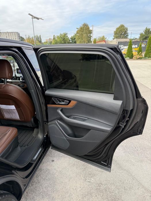 AUDI Q7 2017 року Typ 4M 3.0 TDI Tiptronic (272 к.с.) Quattro, Base