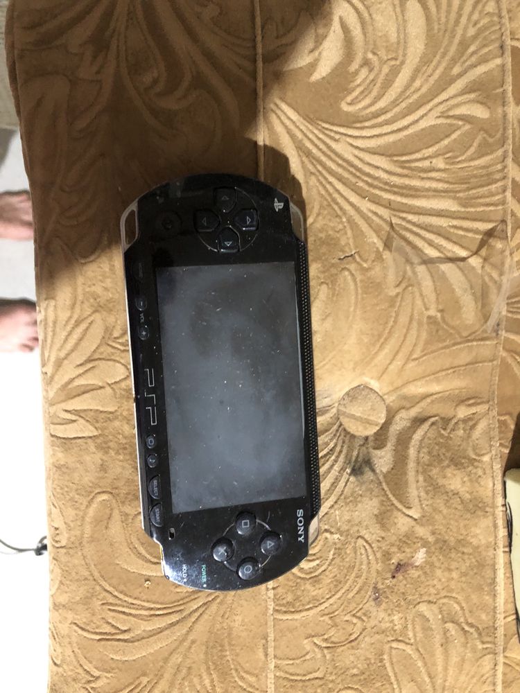 Psp батарея докуплена нова 2 рази порграли