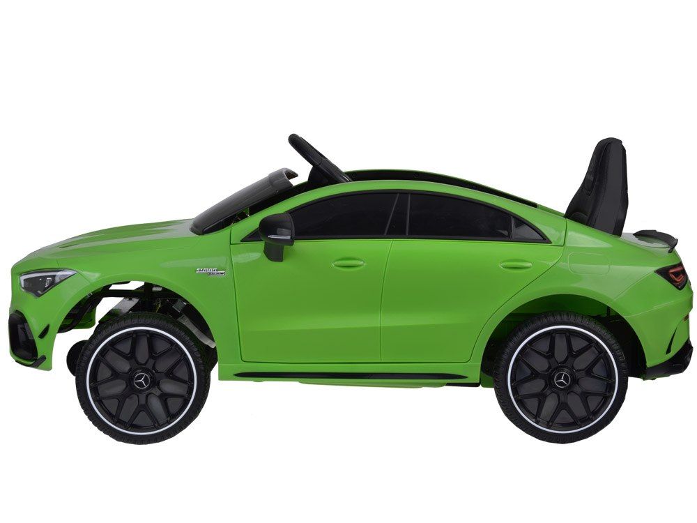 Auto na akumulator Mercedes AMG CLA 45s dla dziecka efekt bujania