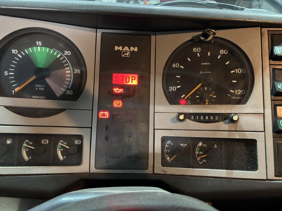 Спідометр , тахометр , датчик ,ман