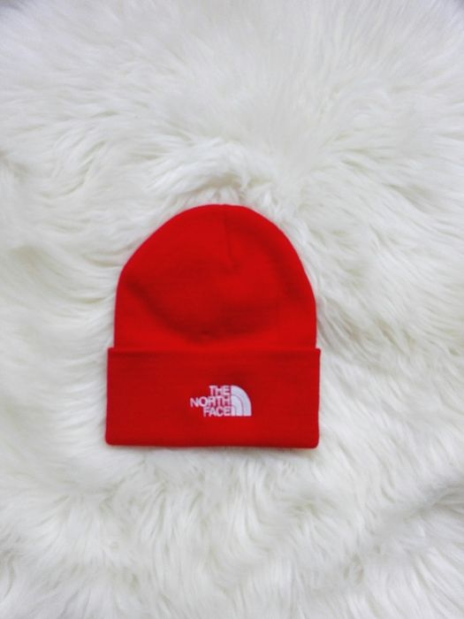 The north face czerwona czapka