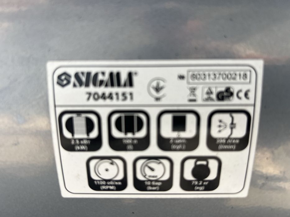 Акция.Компрессор 100л sigma .Новый..