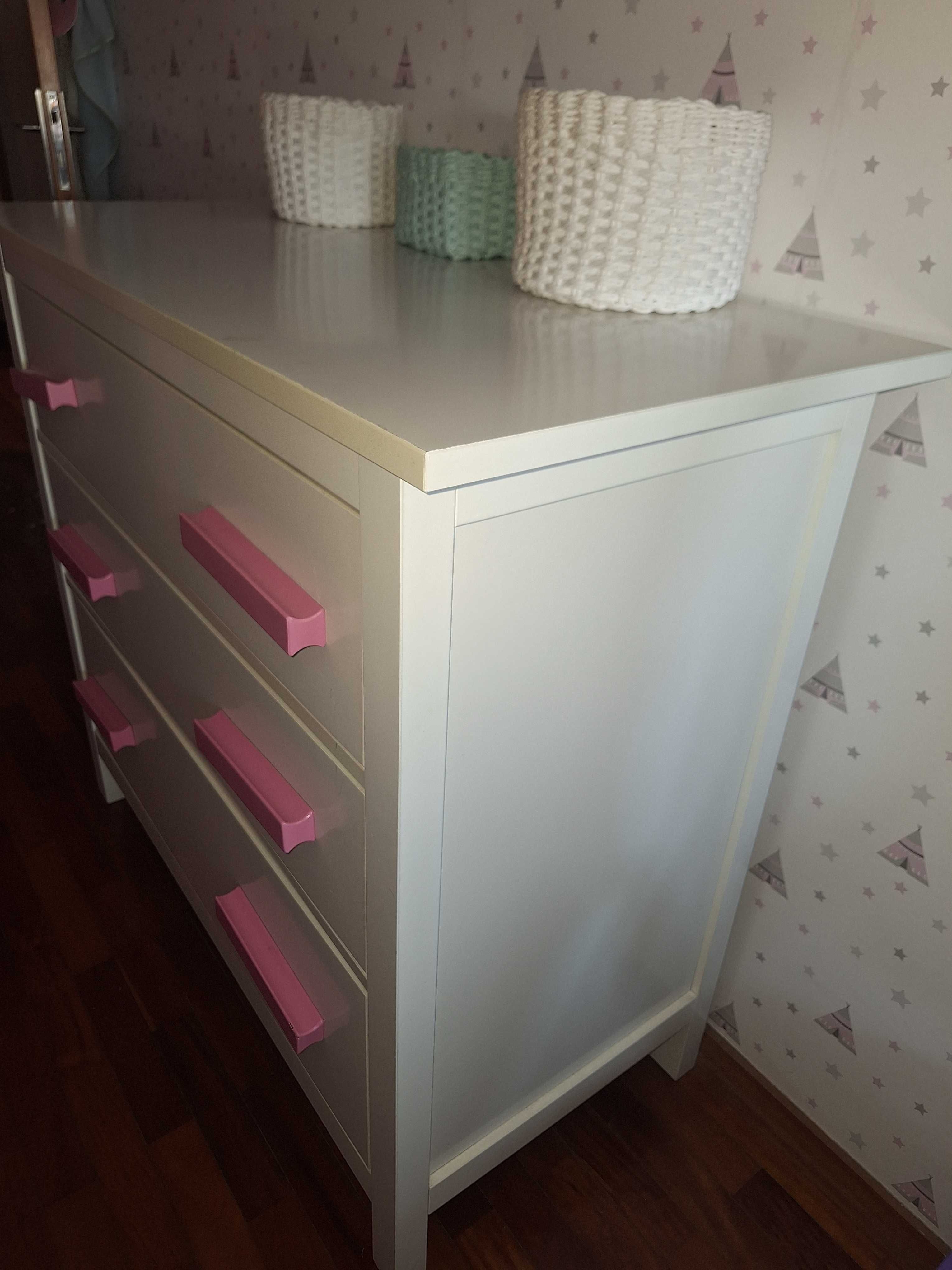 Conjunto berço/ cama + comoda Trama