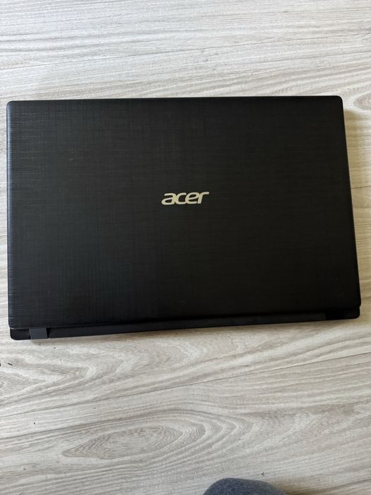 Laptop Acer Aspire 3 A315-31-C8LU