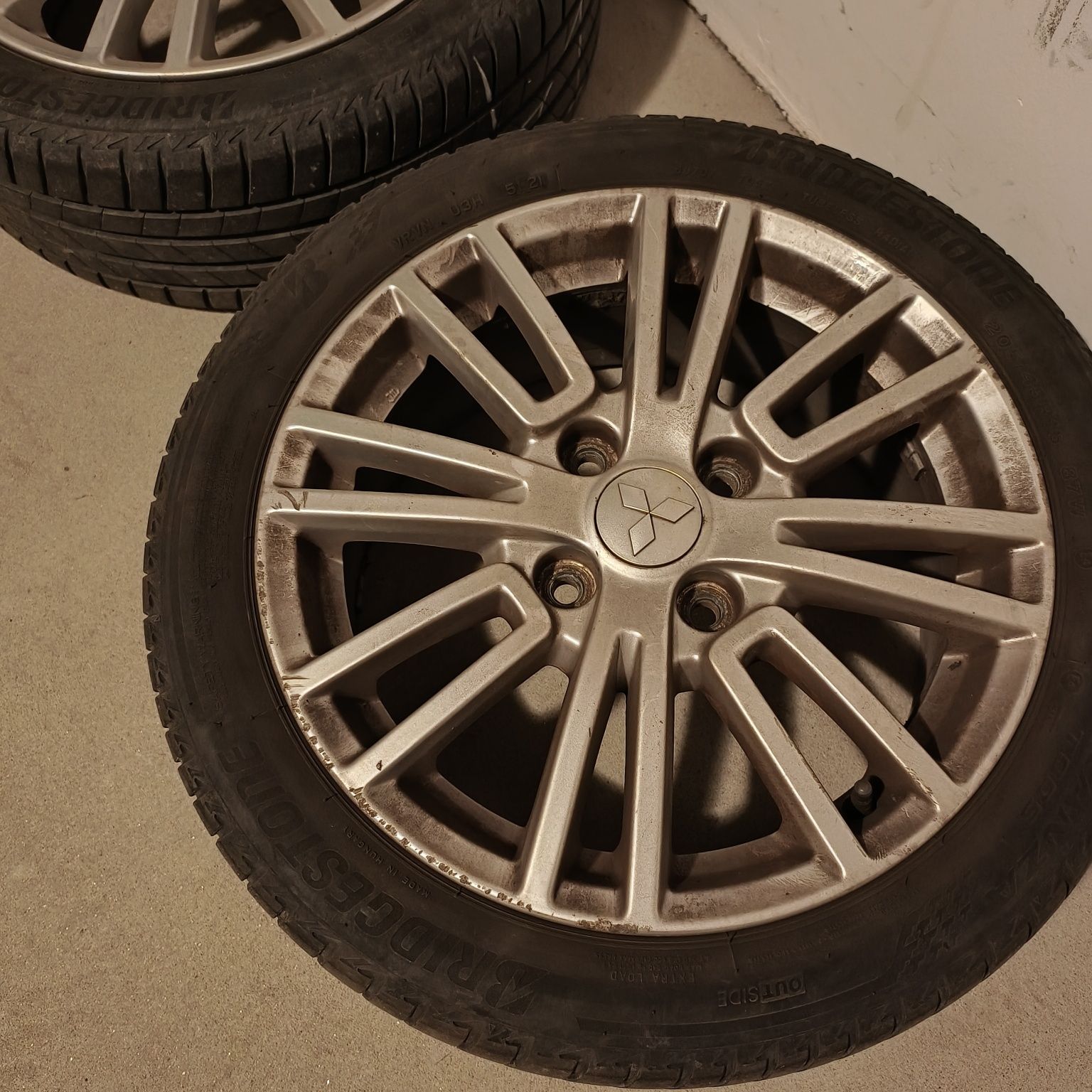 Felgi do Mitsubishi Colt VI z oponami Bridgestone Turanza 005