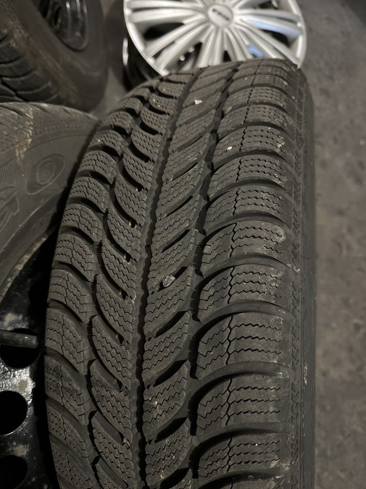 Opony zimowe 195/65/R15