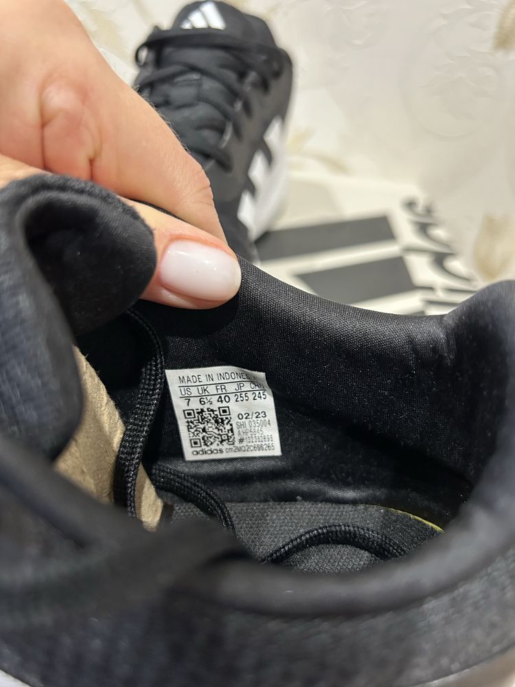 Кросівки ADIDAS оригінал