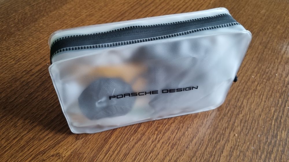 Kosmetyczka Lufthansa Business Class - Porsche Design