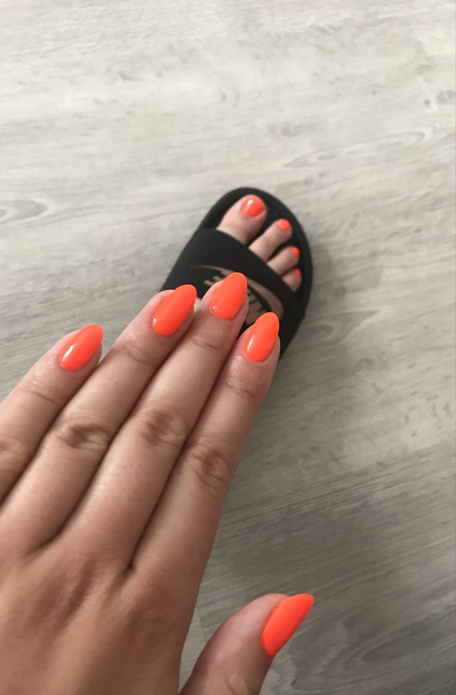 Manicure pedicure 80/100