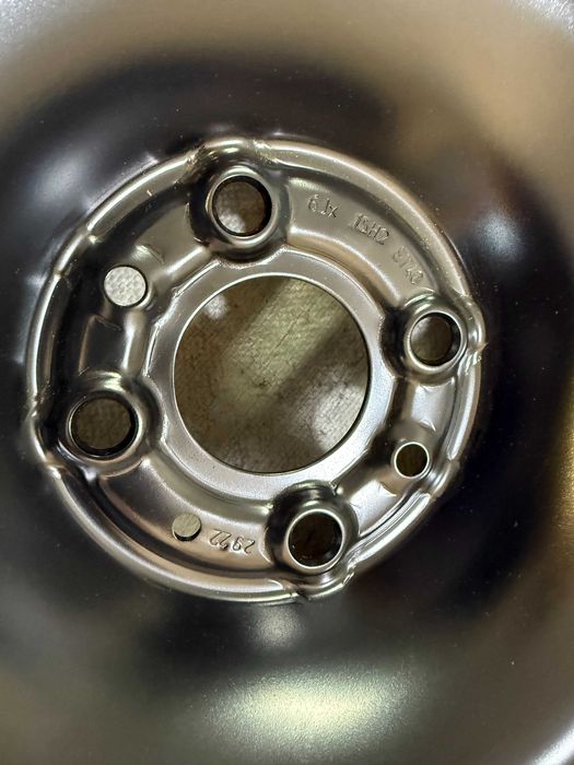 Koła zimowe Ford Ka Lancia Ypsilon Fiat 500 II Idea Falken 15' NOWE