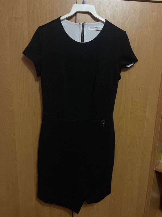 Чорна сукня