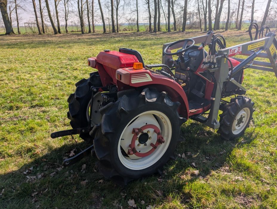 Traktorek Mitsubishi MT205 ISEKI YANMAR KUBOTA 21KM TUR Rewers