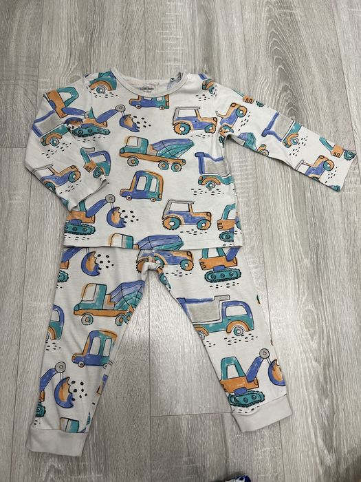 Пакет,набір піжам для хлопчика 18-24