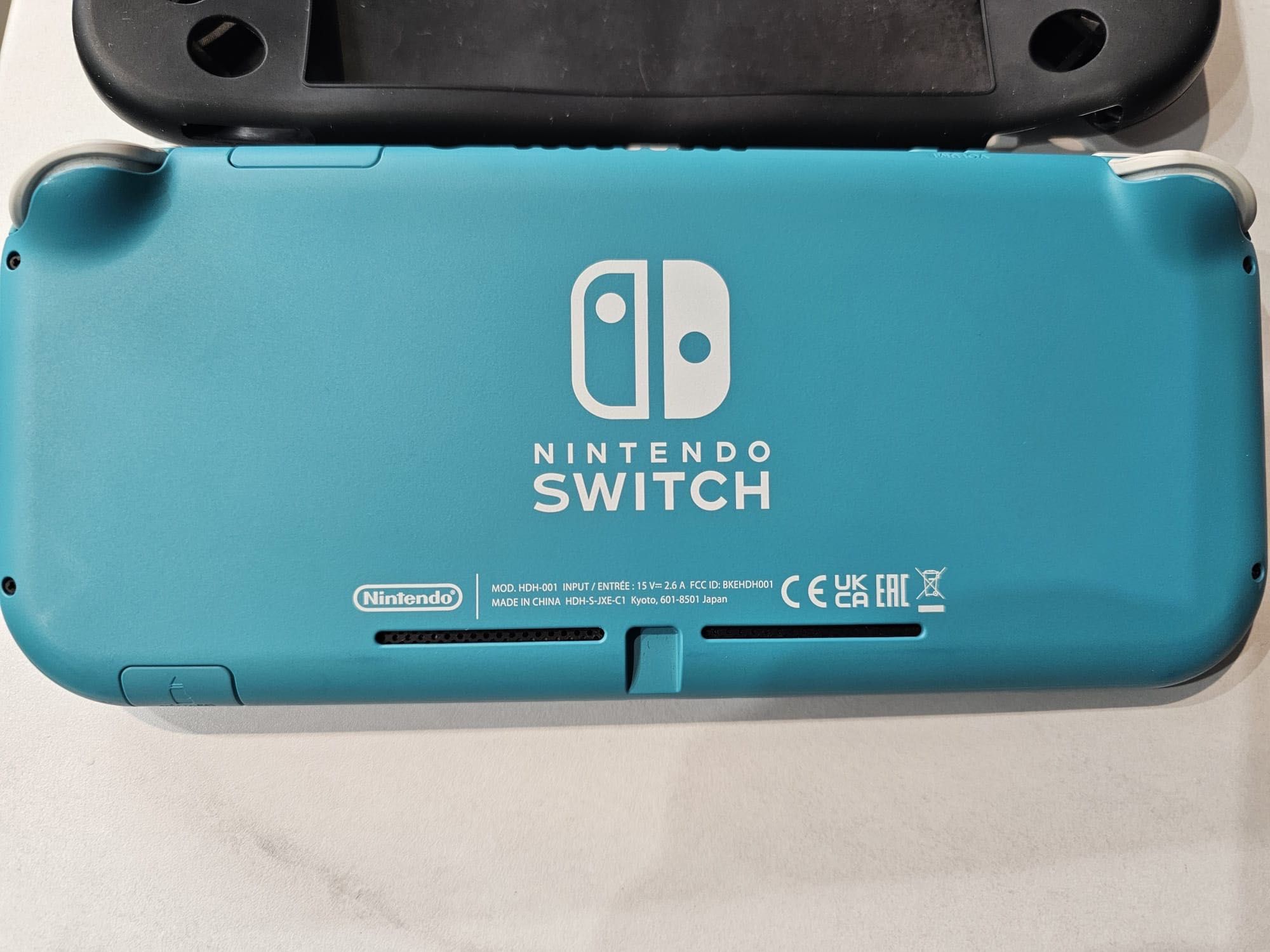 Nintendo switch lite z grami