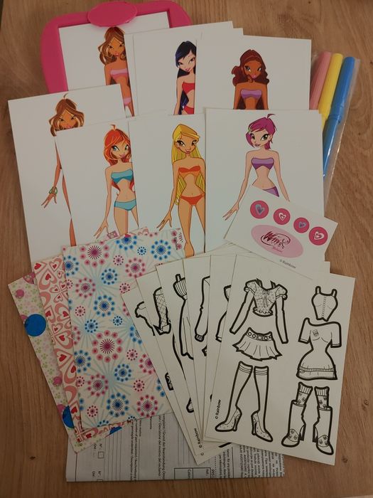 Winx Club zestaw wróżek ze strojami naklejki do wyklejania pisaki