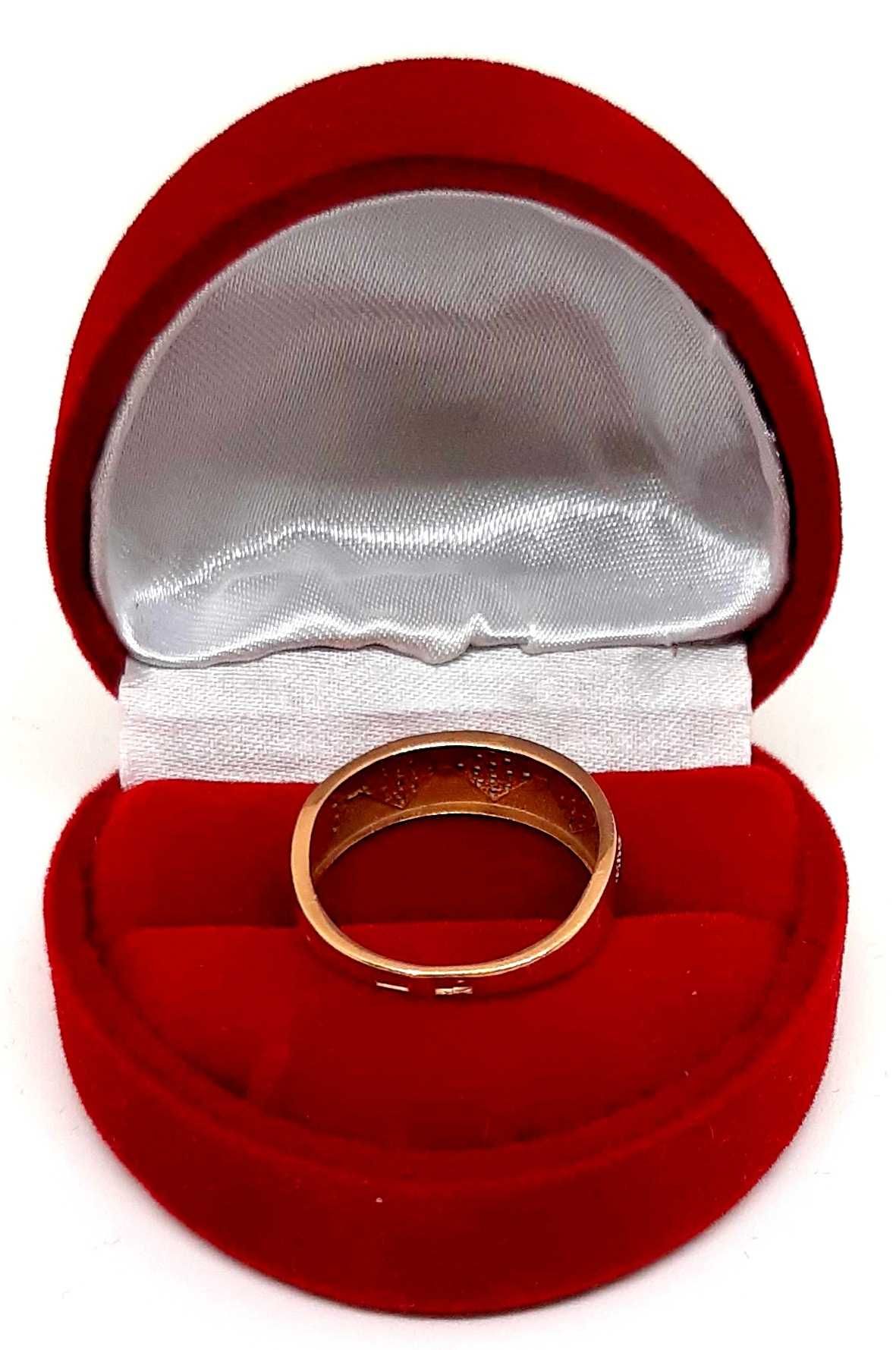 Złoty pierścionek obrączka cyrkonie PR.585 W:2,07gr R.12 InterSKLEP