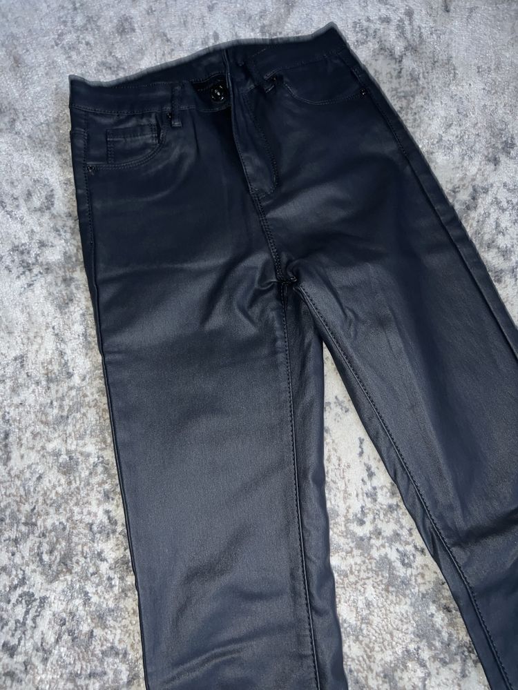 Spodnie woskowe skórzane grafitowe rozmiar XS