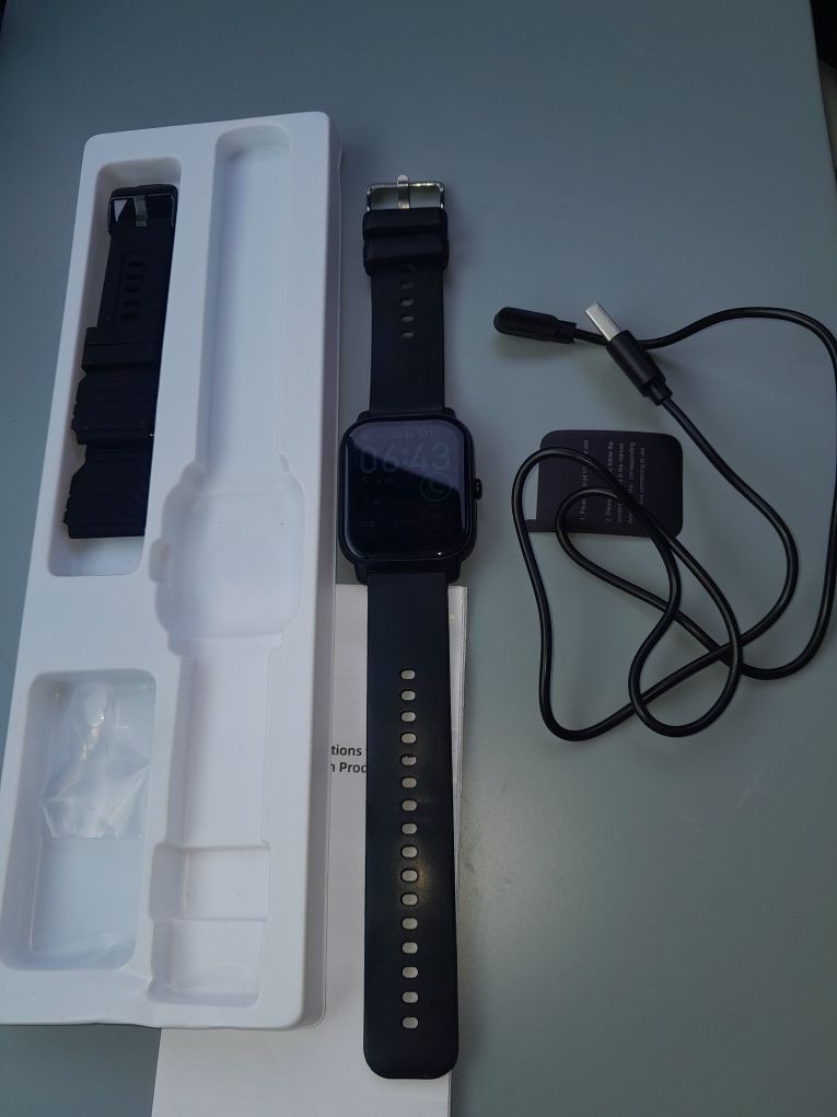 Smartwatch czarny 2 paski aptkdoe p66 fitness watch 1,85 cala