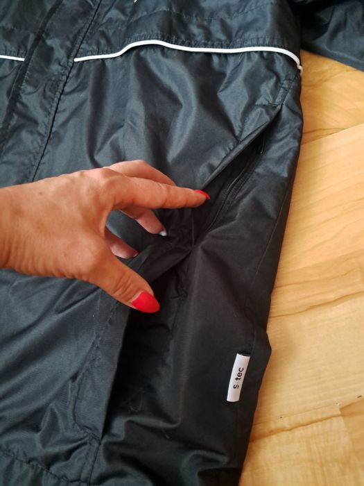 Przeciwdeszczowa kurtka wiatrówka oddychająca dr Challoners