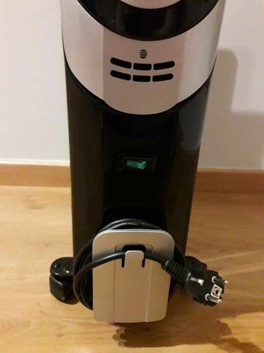 Aquecedor AEG de 2000W com avaria