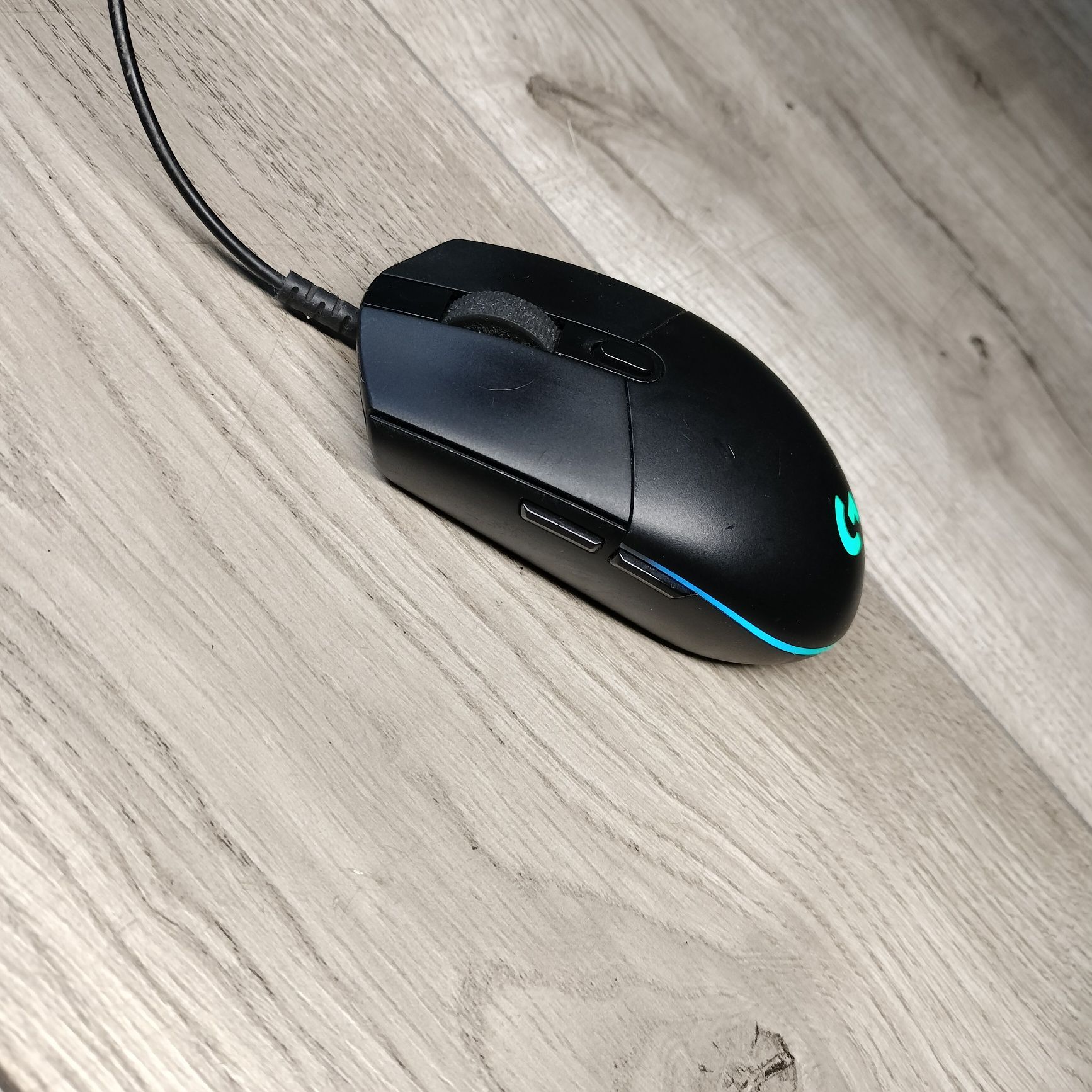 Myszka logitech g102