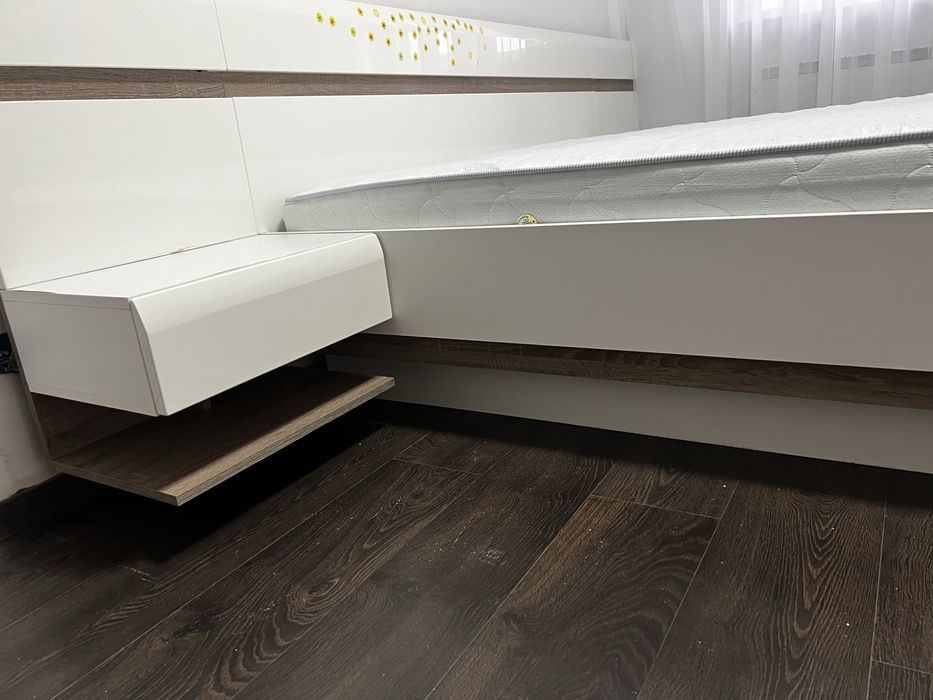 Продам ліжко двохспальне в гарному стані