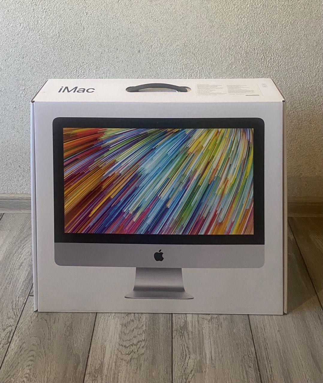 iMac 21,5 дюймов, 2017 года в отличном состоянии